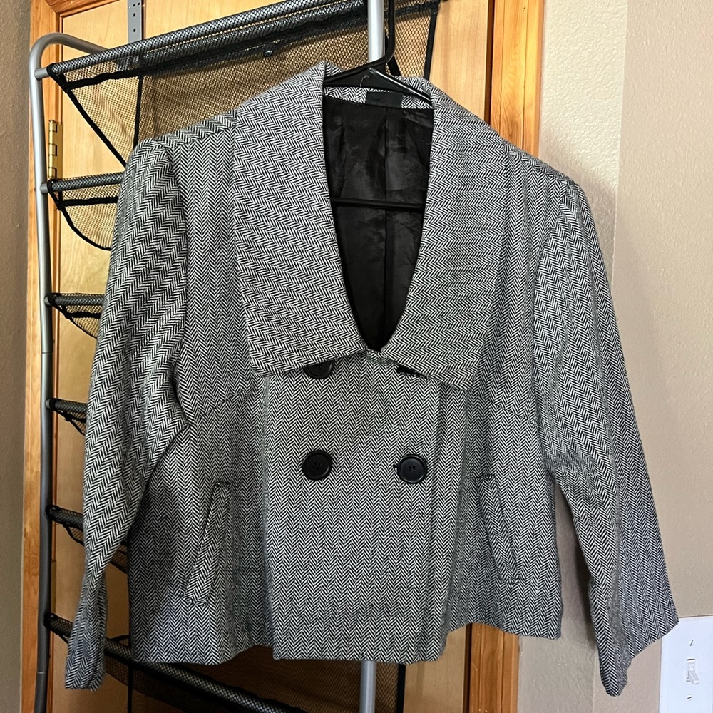Cropped Blazer